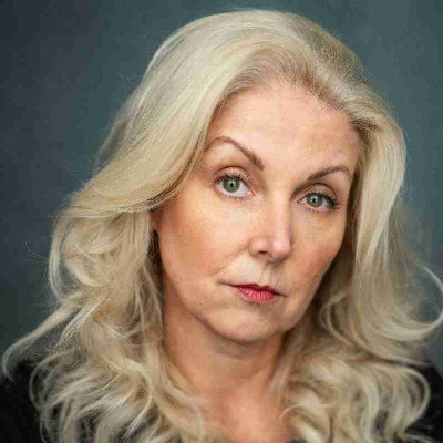 Suzanna  Hughes 