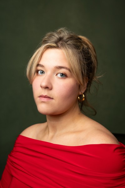 Alexandra Cole