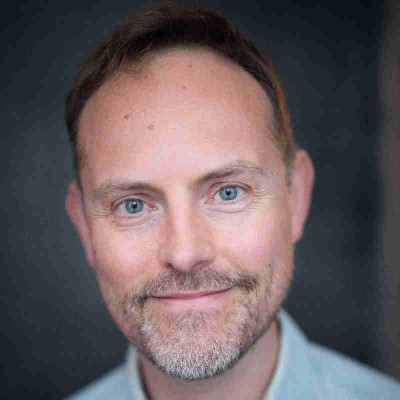 Tim Larkfield 