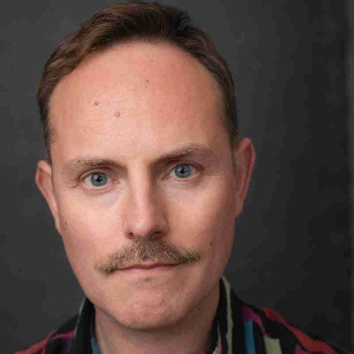 Tim Larkfield 