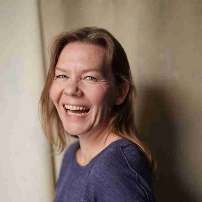 Lara Wilks Sloan