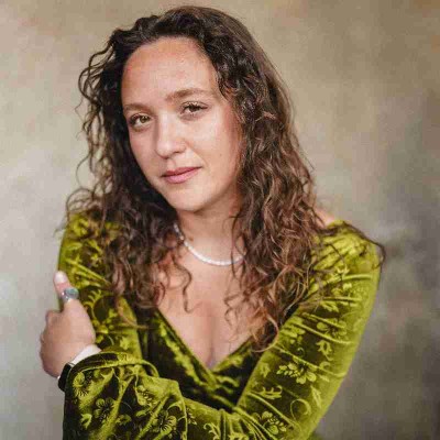 Meg  Birley 