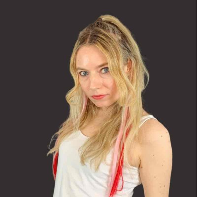 Sophie Flack