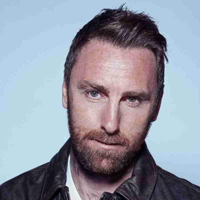Chris  Sheen