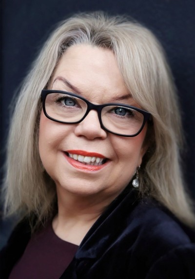 Jacqueline  cooper 