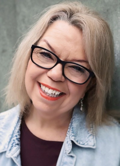 Jacqueline  cooper 