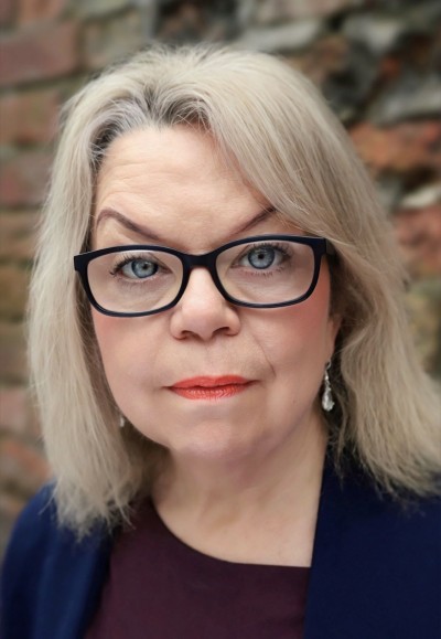 Jacqueline  cooper 