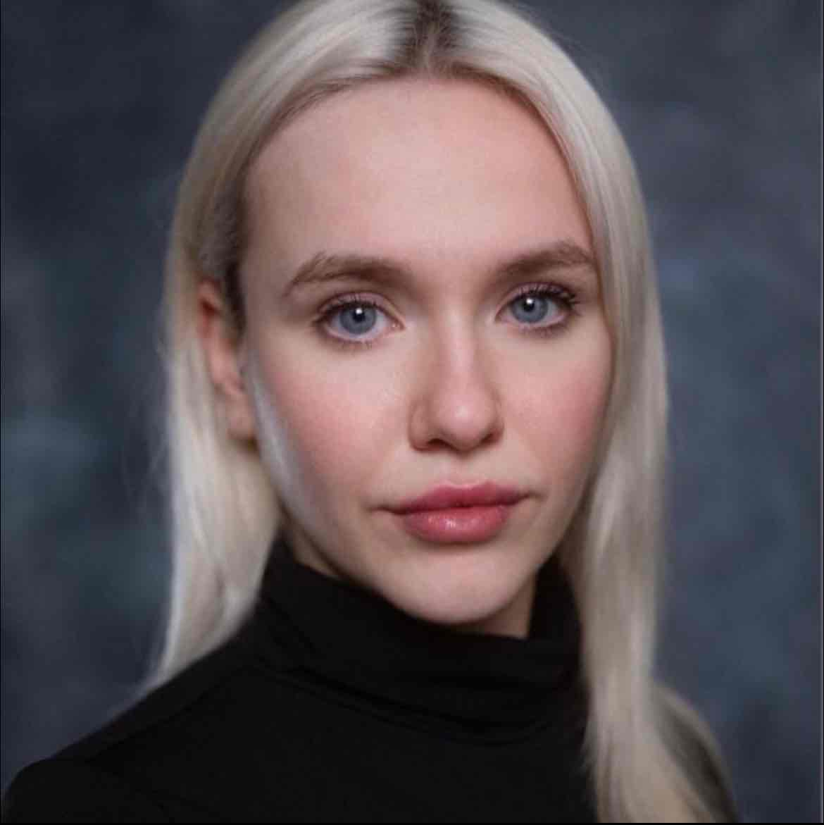 Featured vShowcards member