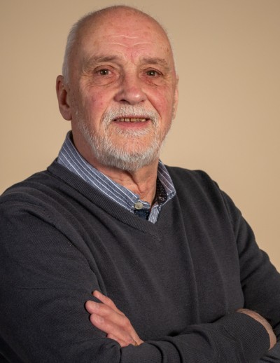 ROBERT  KEMP