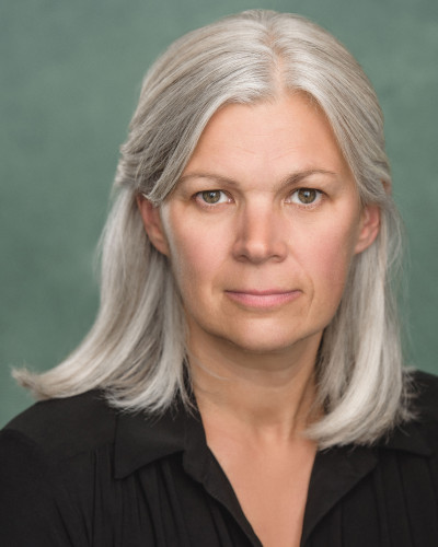 Caroline Oakes